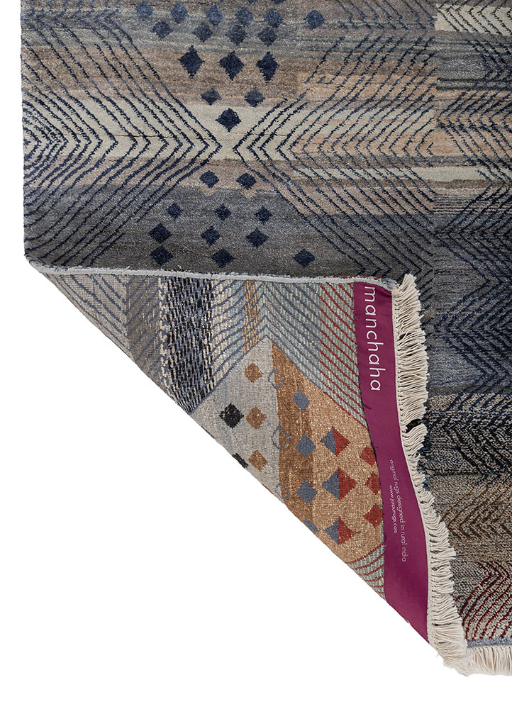manchaha blue silk hand knotted Rug - Perspective