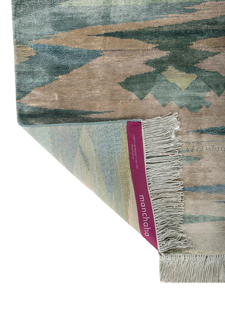 kavi x manchaha gold bamboo silk hand knotted Rug - Perspective