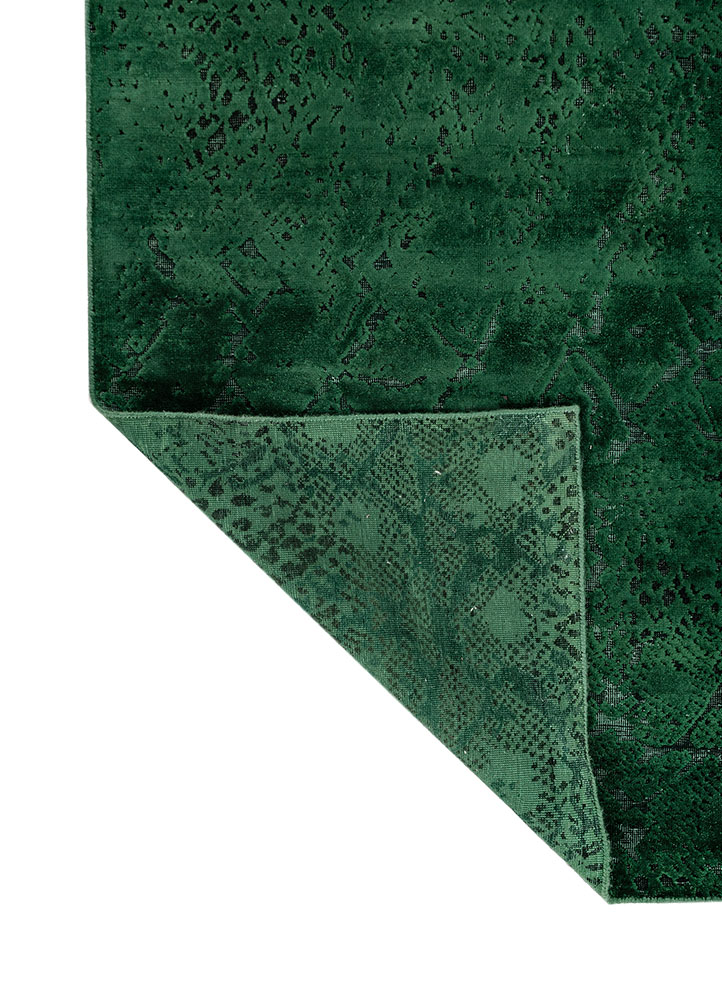 lacuna green wool and silk hand knotted Rug - Perspective