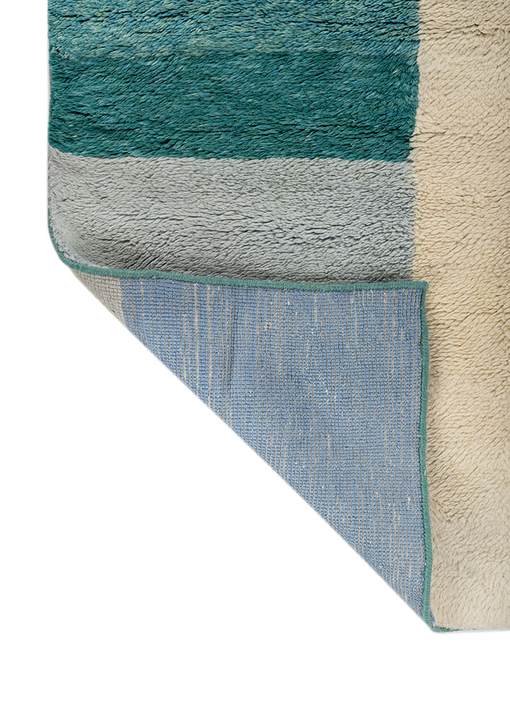 zuri ivory wool hand knotted Rug - Perspective