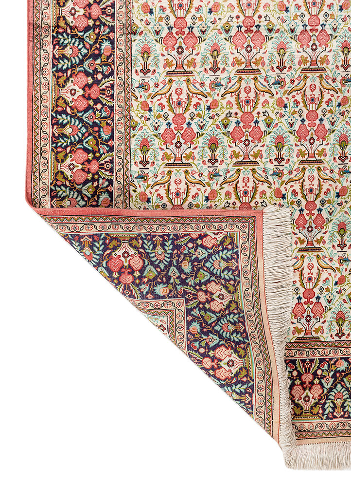 gulmarg pink and purple silk hand knotted Rug - Perspective