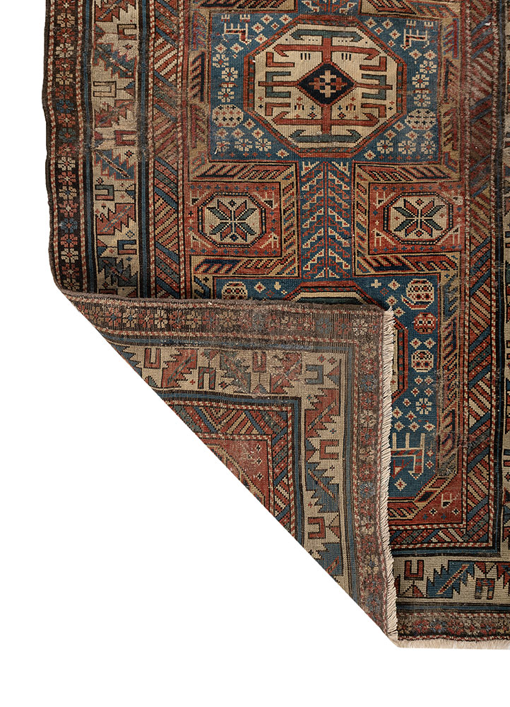 kiaan blue wool hand knotted Rug - Perspective