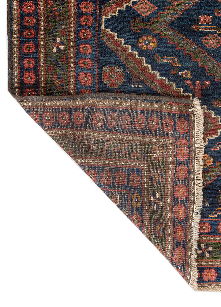 kiaan blue wool hand knotted Rug - Perspective