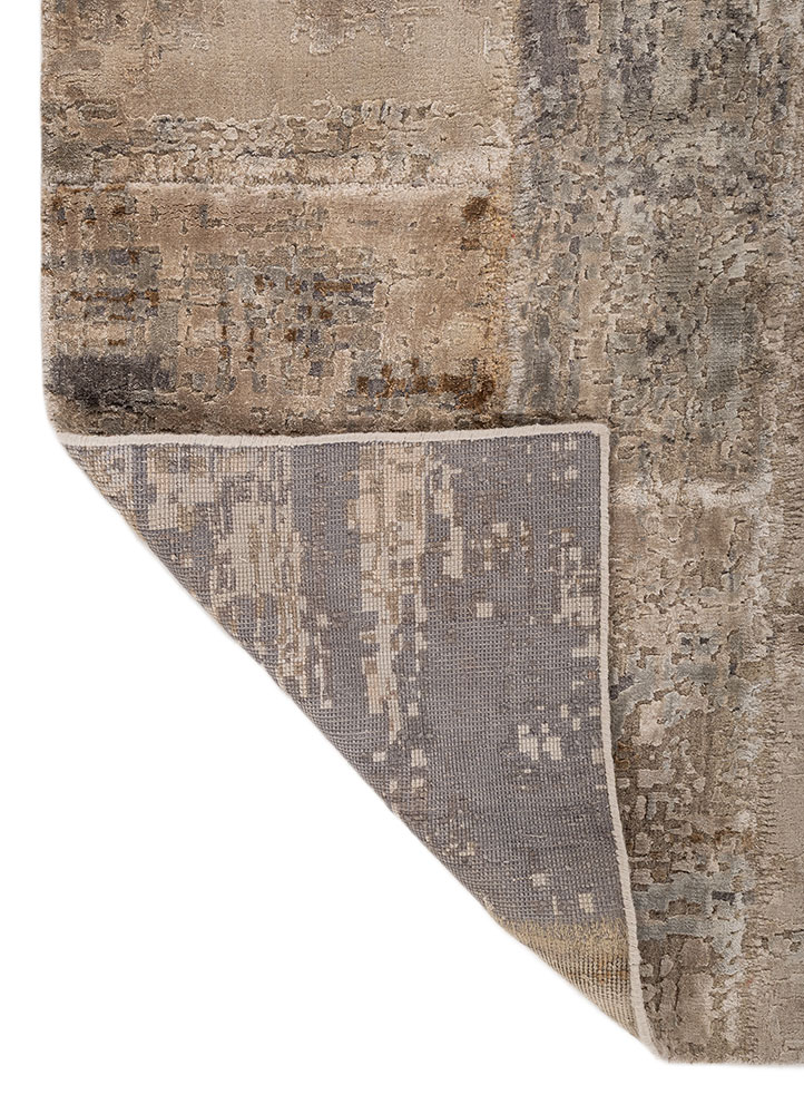 provenance ivory wool and bamboo silk hand knotted Rug - Perspective