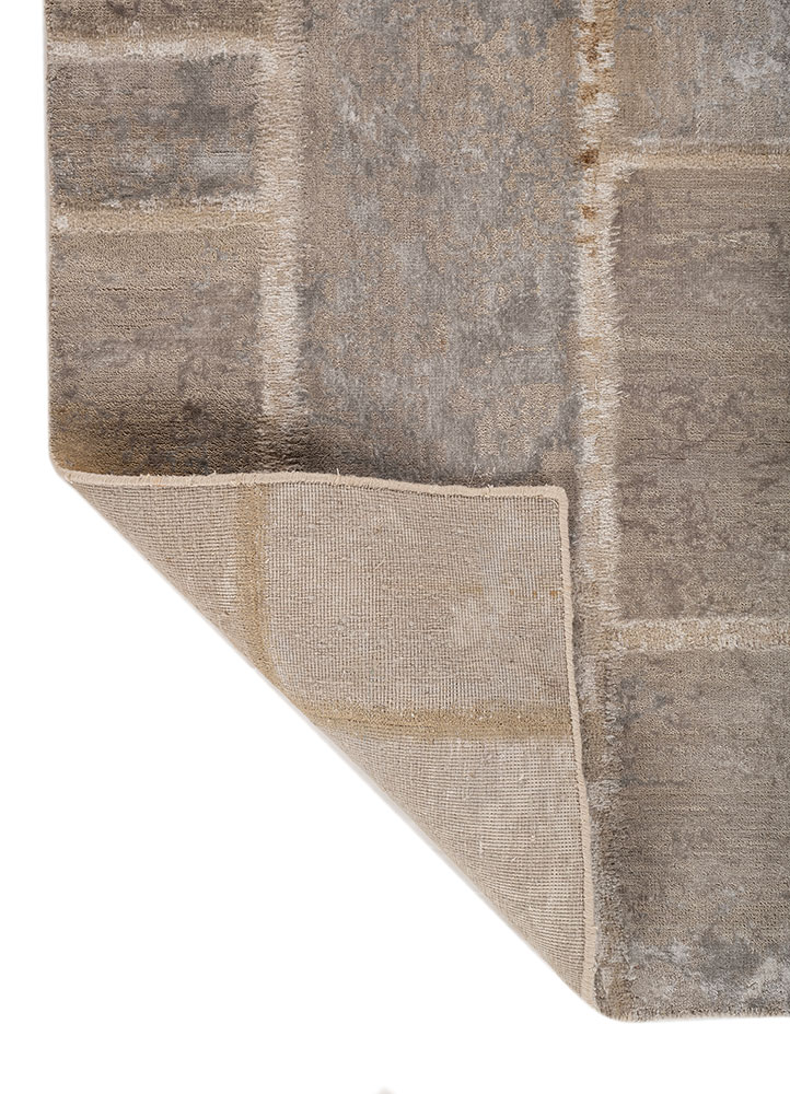 provenance grey and black wool and bamboo silk hand knotted Rug - Perspective