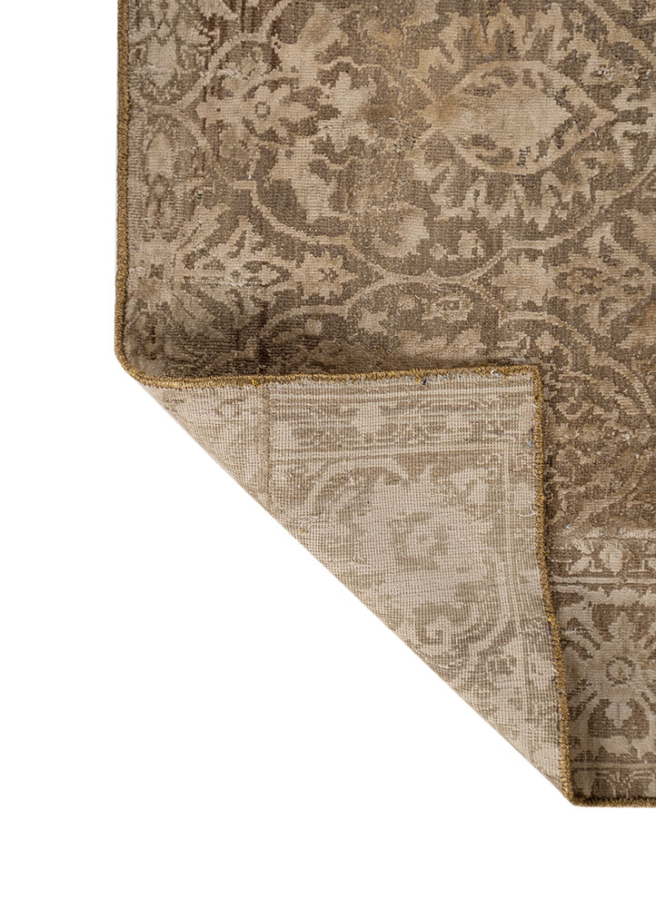 provenance gold wool and silk hand knotted Rug - Perspective