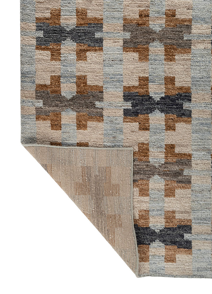 manifest green wool hand knotted Rug - Perspective