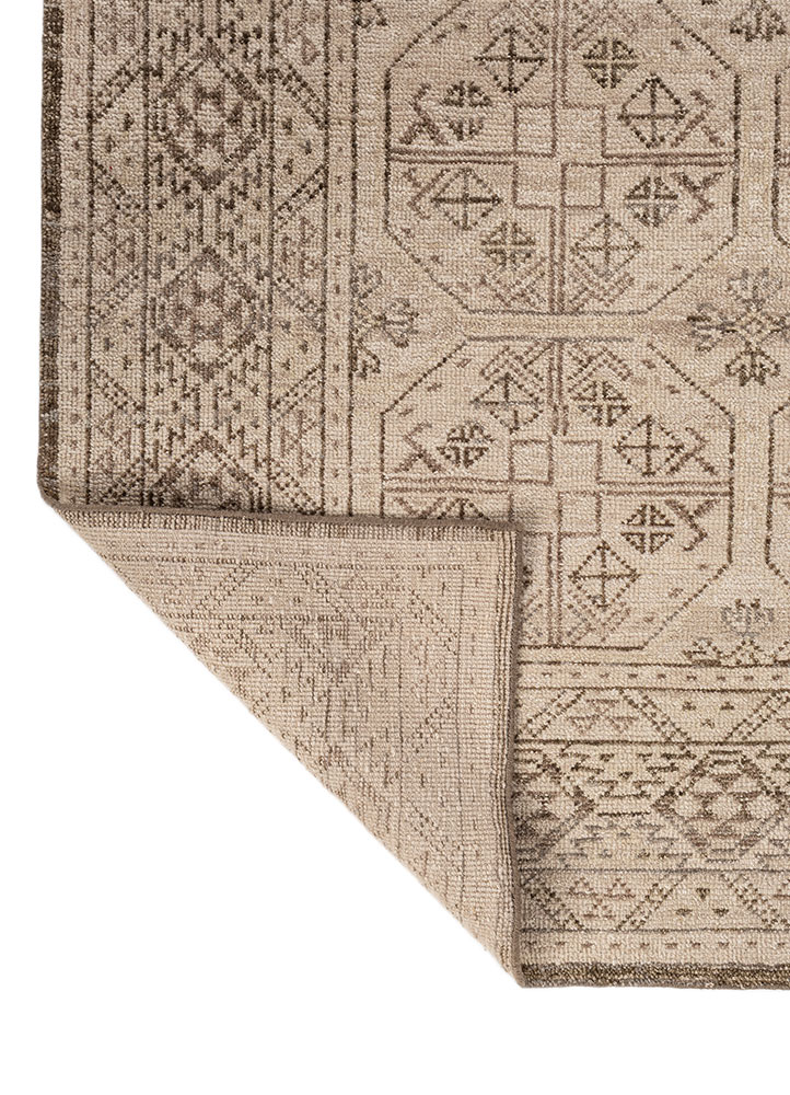 erbe beige and brown wool hand knotted Rug - Perspective