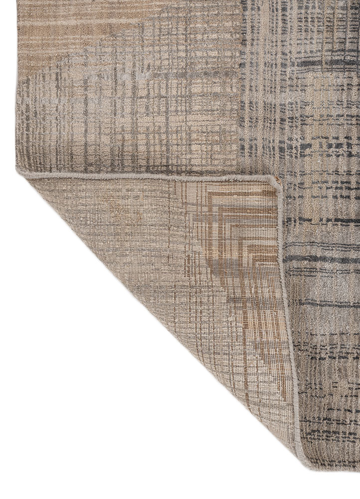 aprezo ivory wool and bamboo silk hand knotted Rug - Perspective
