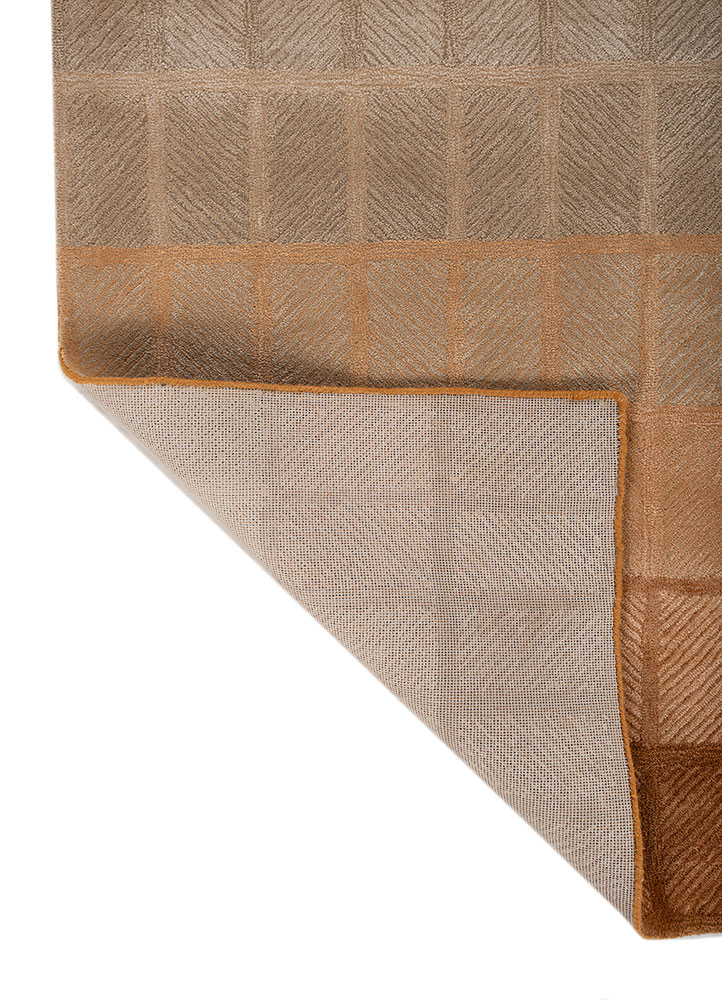 cera red and orange wool and viscose hand tufted Rug - Perspective