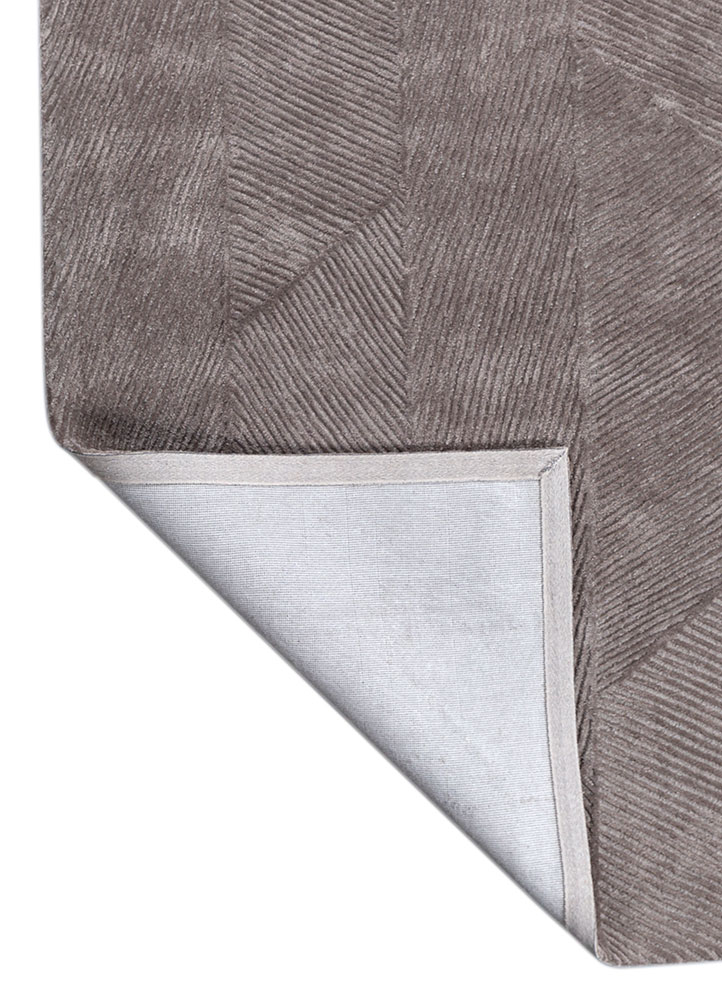 aurelia grey and black wool and viscose hand tufted Rug - Perspective