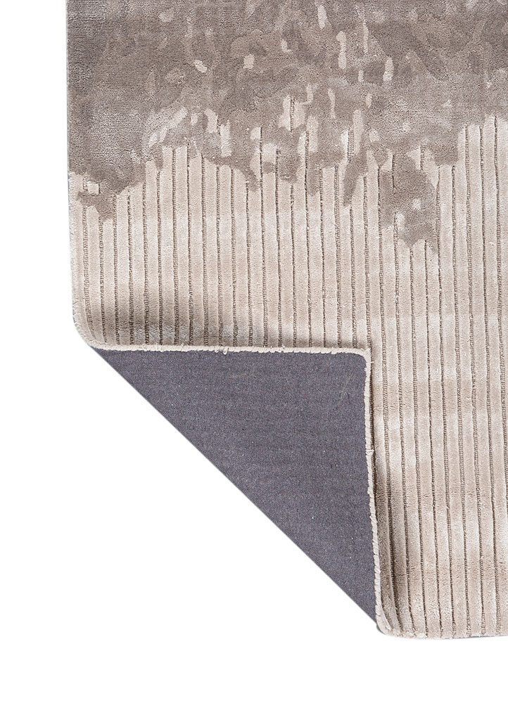 white noise ivory wool and viscose hand tufted Rug - Perspective