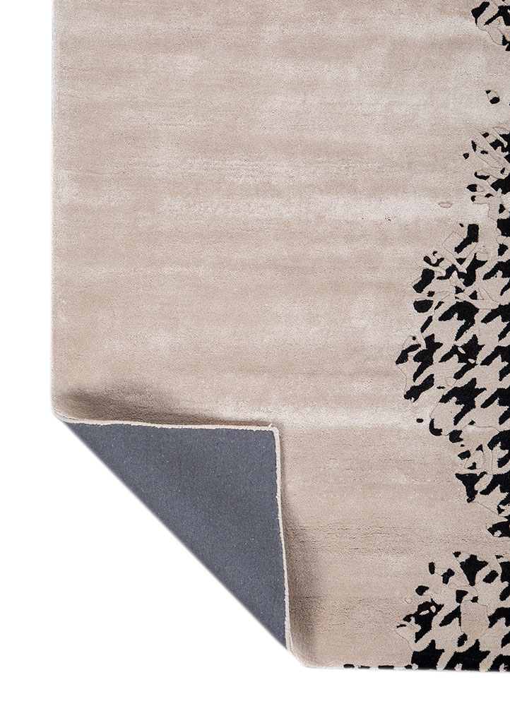 adrift ivory wool and viscose hand tufted Rug - Perspective