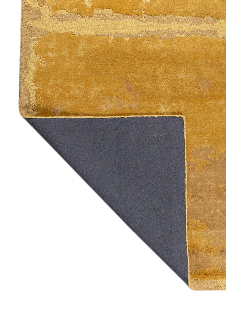white noise gold wool and viscose hand tufted Rug - Perspective
