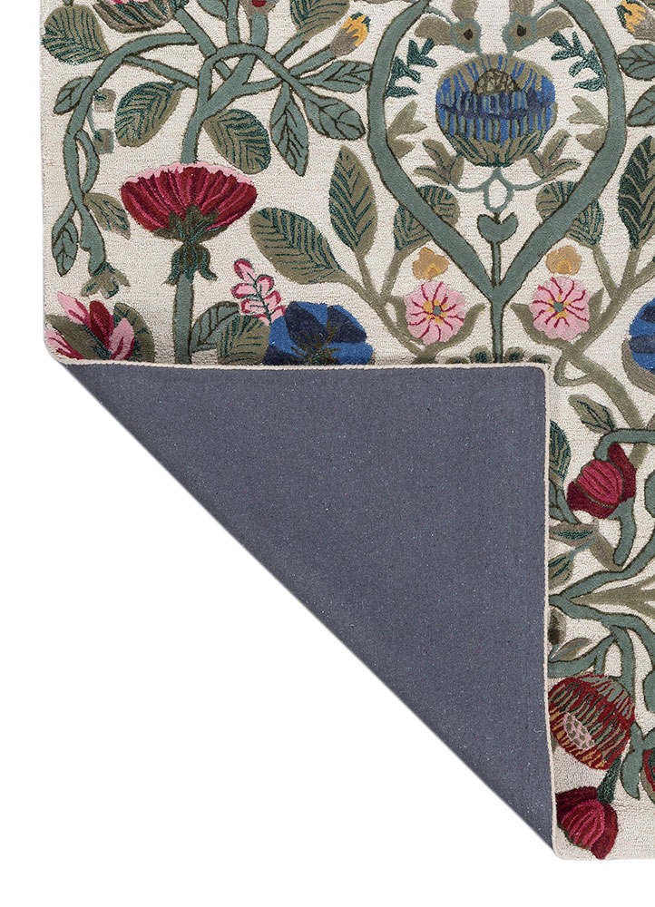 hacienda gold wool and viscose hand tufted Rug - Perspective
