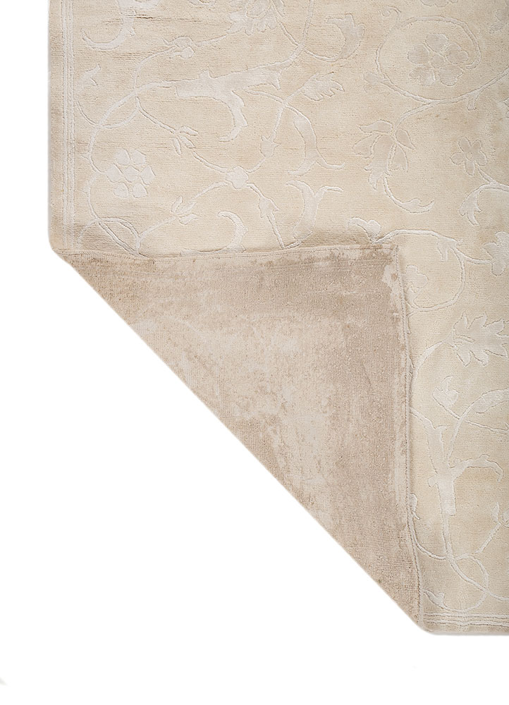 far east ivory viscose hand knotted Rug - Perspective