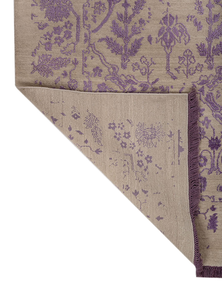 far east ivory wool and silk hand knotted Rug - Perspective