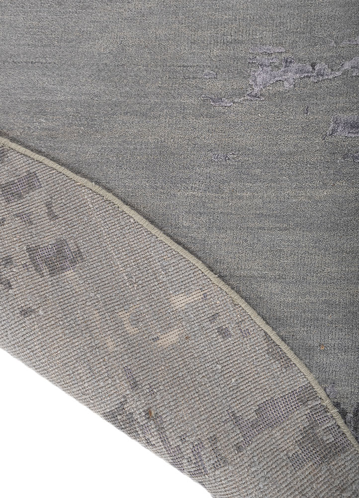 aprezo grey and black wool and bamboo silk hand knotted Rug - Perspective