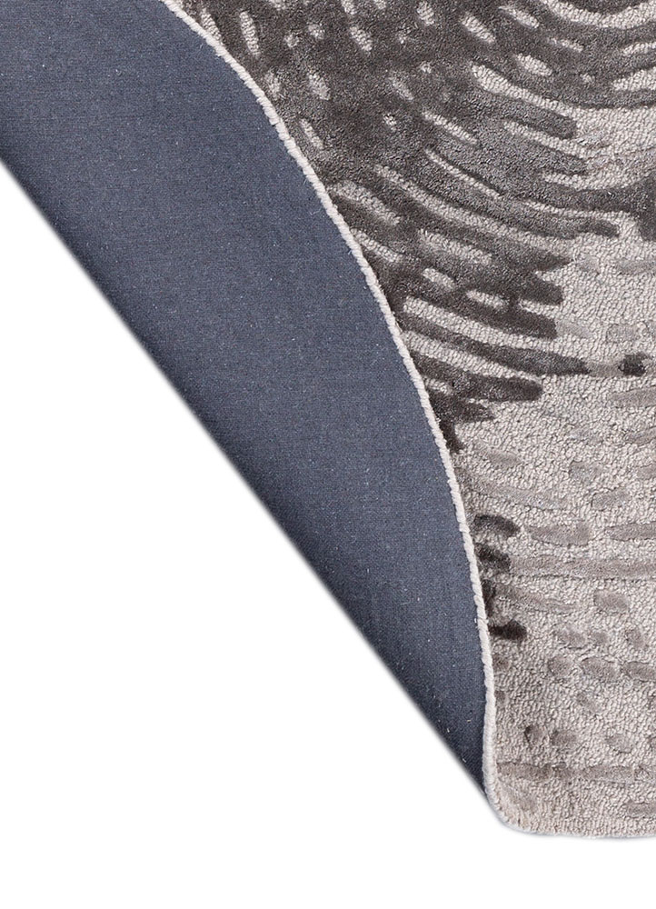 white noise ivory wool and viscose hand tufted Rug - Perspective