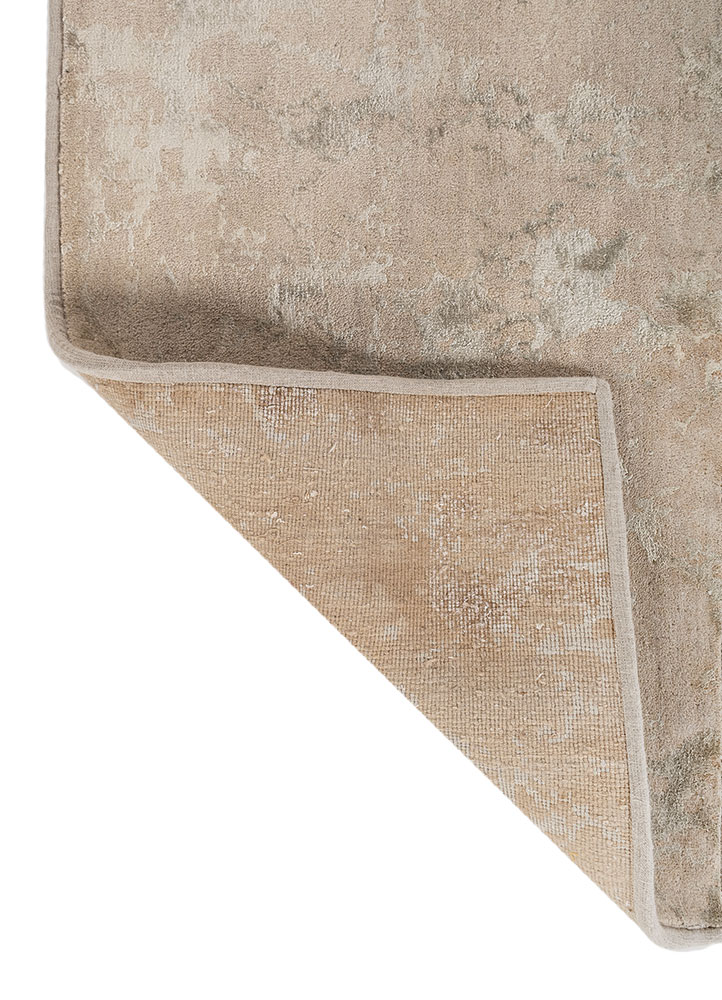 aprezo grey and black wool and bamboo silk hand knotted Rug - Perspective
