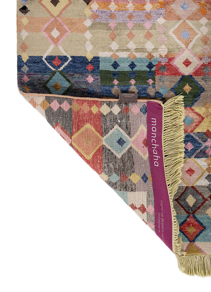 manchaha red and orange wool and bamboo silk hand knotted Rug - Perspective