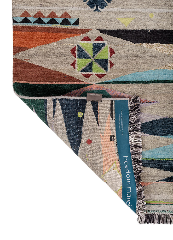 freedom manchaha grey and black wool and bamboo silk hand knotted Rug - Perspective