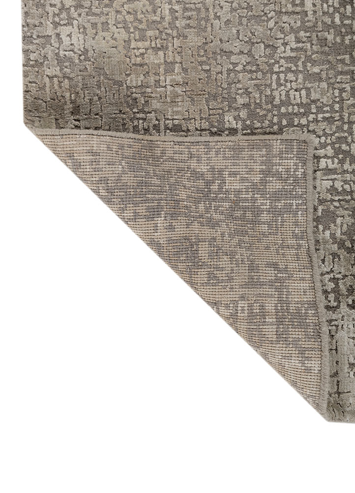 entropy ivory wool and bamboo silk hand knotted Rug - Perspective