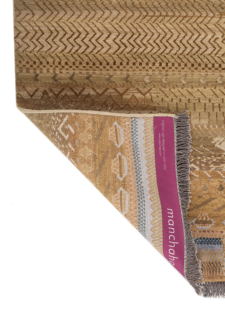 manchaha red and orange wool and bamboo silk hand knotted Rug - Perspective