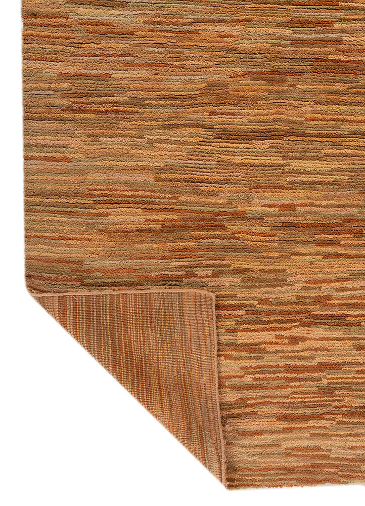 nuray gold wool hand knotted Rug - Perspective